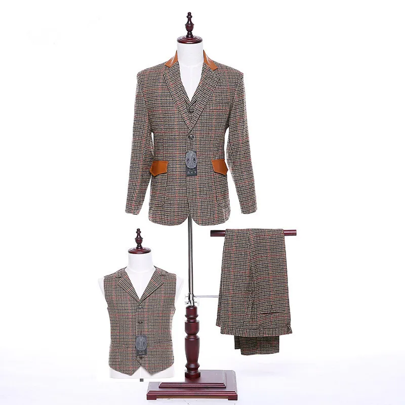 

Classic new men's suit red yellow green striped lapel single-breasted men's business office suite (jacket + pants + vest) custom
