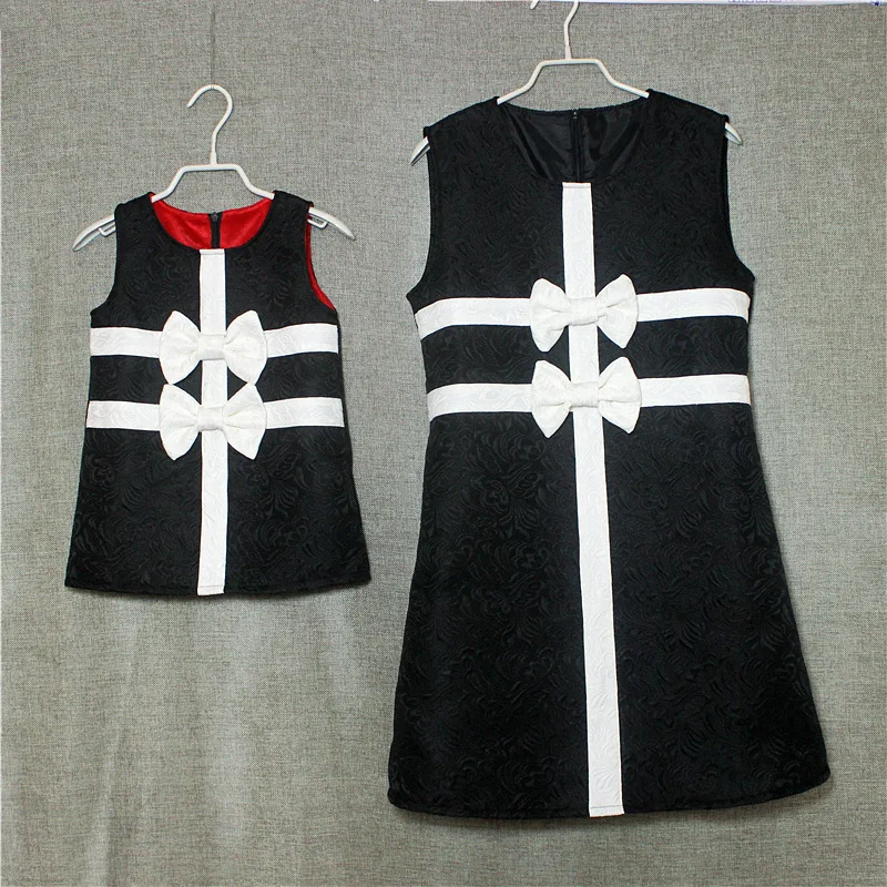 

Mother Daughter Dresses Sleeveless Mommy and Me Party Dress Bowknot White Black Mom Girl Vest Dress Family Matching Clothes
