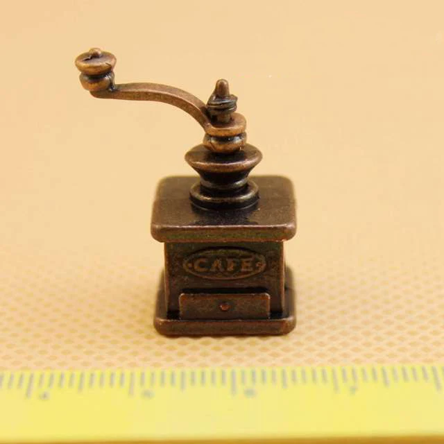

wholesale 1:12 dollhouse miniature Mini cafe Grinder doll accessories furniture toy match forest animal family collectible Gift