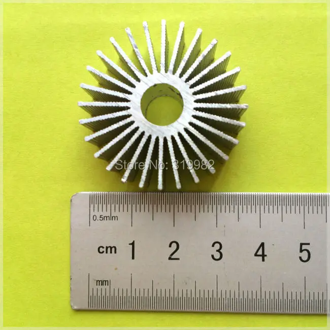 10 шт./лот светодиодный радиатор алюминиевый радиатор основания для 1 Вт-24 Вт высокой мощности Светодиодный кулер Подсолнух НЛО круглый PCB радиатор Светодиодный светильник DIY