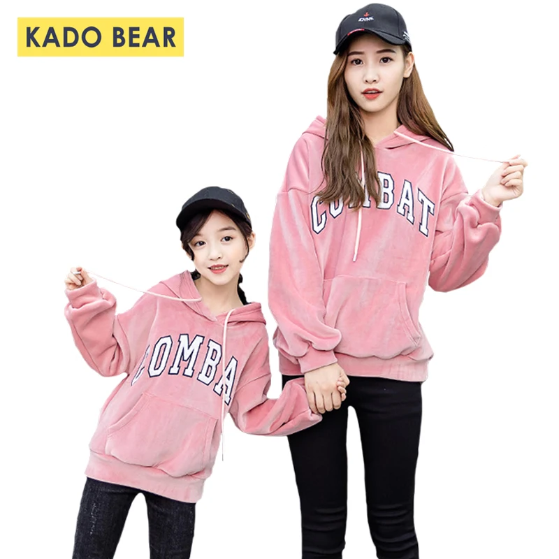 

Family Matching Girls Women Hooded Velvet Hoodies Mom Mother Daughter Sweatshirt Kids Autumn Mommy and Me Outfits Winter Clothes