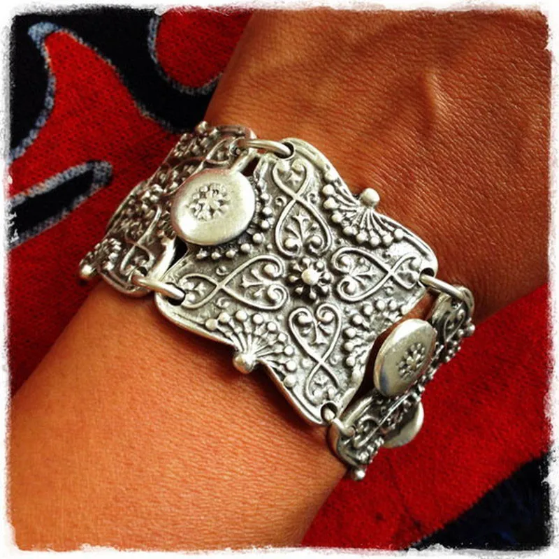 H: Хайд Винтаж хиппи, бохо поп Висячие Серебряная монета массивные богемные резные браслеты с подвесками в форме монет браслеты фестиваль Этнические украшения