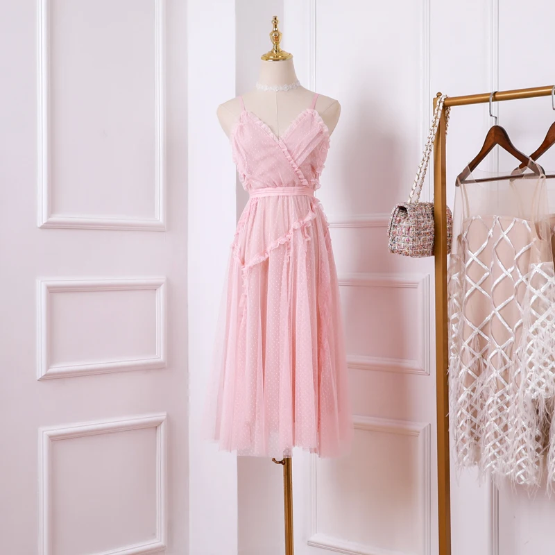 

New 2019 the wave pink fairy white gauze with shoulder straps gentleness sweet holiday beach dress