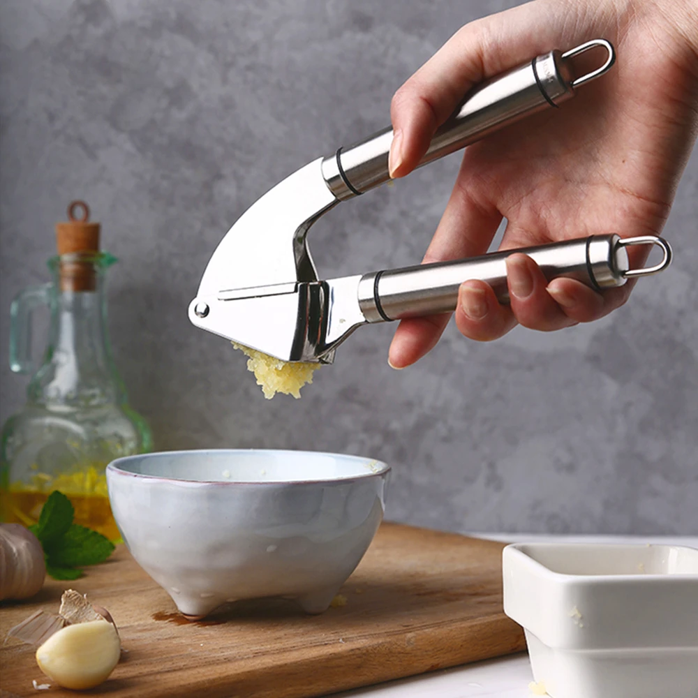 Garlic Press Grater Stainless Steel Kitchen Squeeze Tool Crusher Garlic Presses Fruit