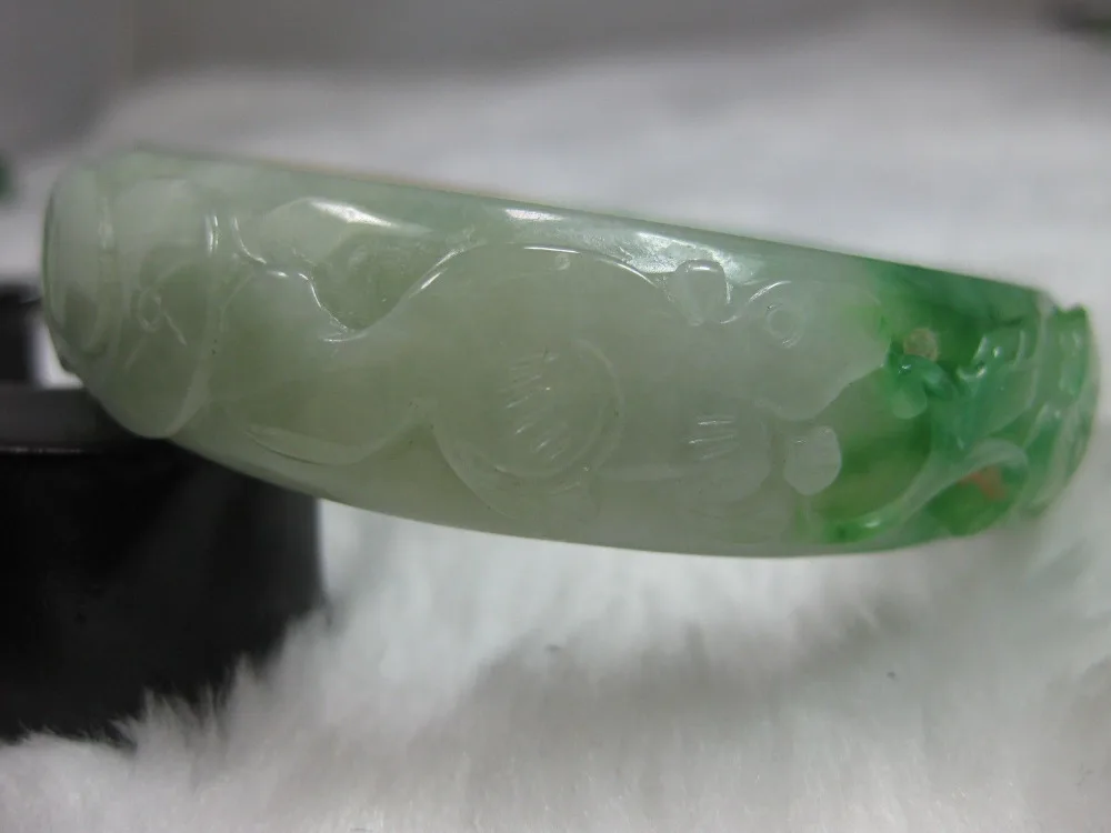 

0230 NATURE BEAUTIFUL CARVING GREEN YELLOW JADE JADEITE BRACELET BANGLE