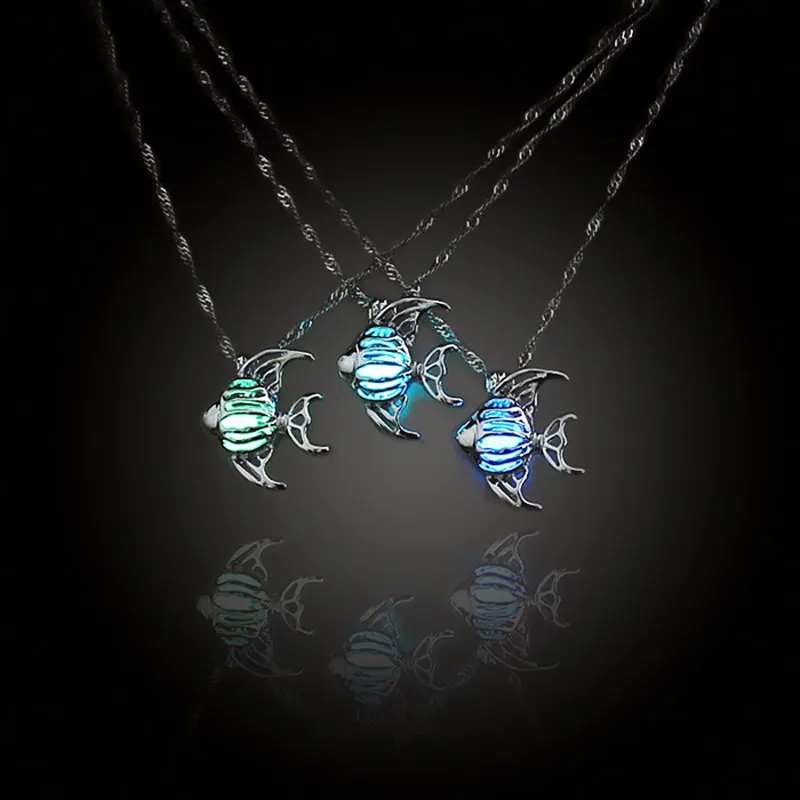 

Fashion Luminous Long Necklace Women 2018 Silver Long Necklace Men Chains Fish Mens Necklaces Pendants Animals Glow In The Dark