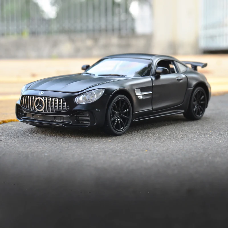 KIDAMI 1:32 Alloy Benz AMG GT GTR Pull Back Diecast car Model with sound light MINIAUTO Toy Vehicles toys for children