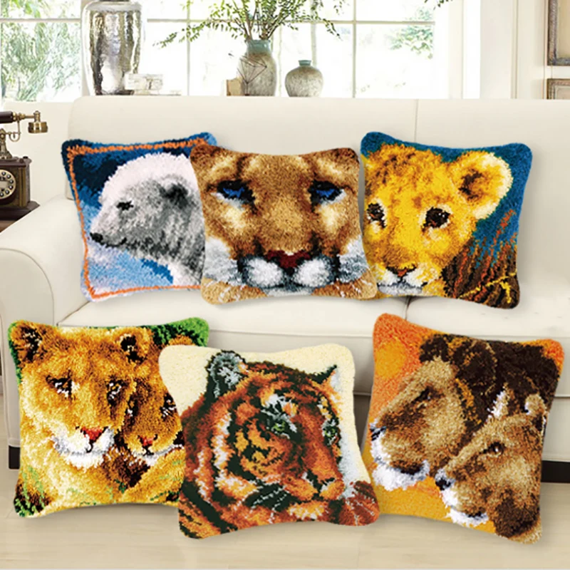 Buy DIY Hand Knitted Embroidered Carpet Animal Birds Tiger Yarn Unfinished Pillow Embroidery Carpet Material garen om te haken