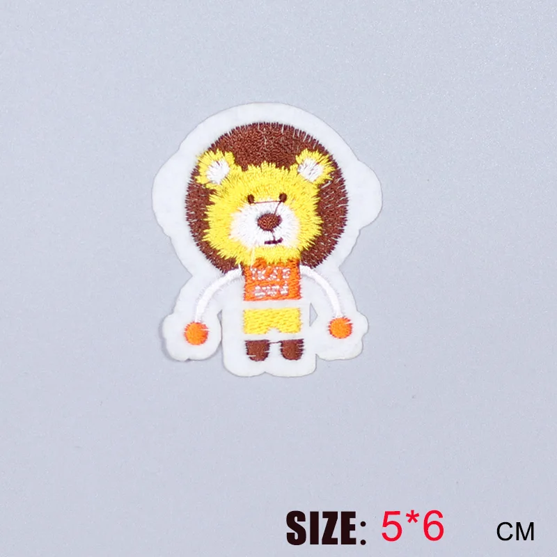 HOT sale 1PC fashion cute lion On Embroidered Patch For Cloth Cartoon Badge Garment Appliques DIY Accessory | Дом и сад