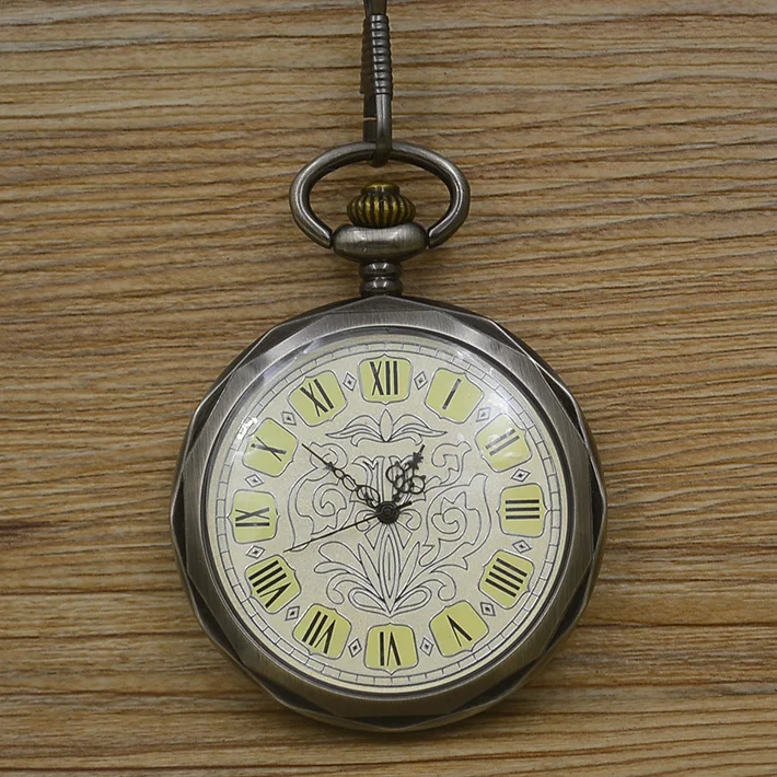 wholesale fashion Mechanical Pocket Watch men hand wind roman number