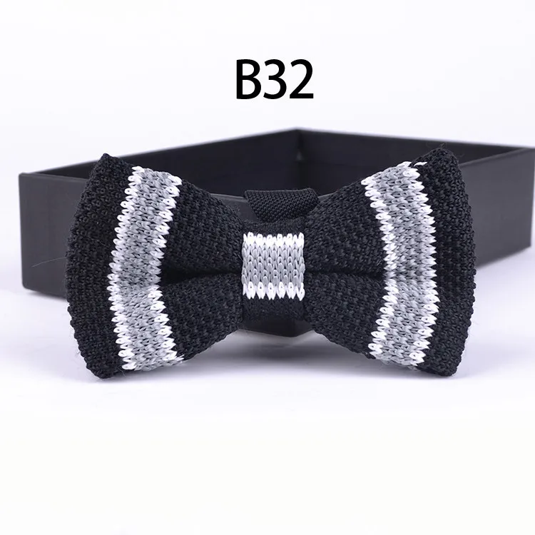 B32