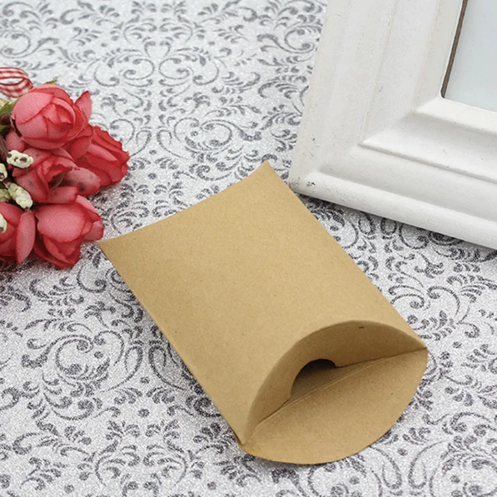 

50PCS Cute Kraft Paper Pillow favor Box Wedding Party Favour Gift Candy Boxes Home Party Birthday Supply Favors Gifts Candy Box