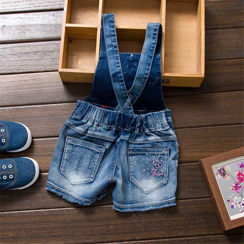 Штаны для маленьких девочек; одежда на бретелях для мальчиков и девочек; летняя Новинка; модные детские джинсы высокого качества с бабочками; укороченные штаны; одежда для детей
