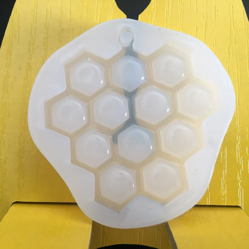 

1 Pcs New honeycomb Liquid silicone mold DIY resin jewelry pendant necklace pendant lanugo mold resin molds for jewelry