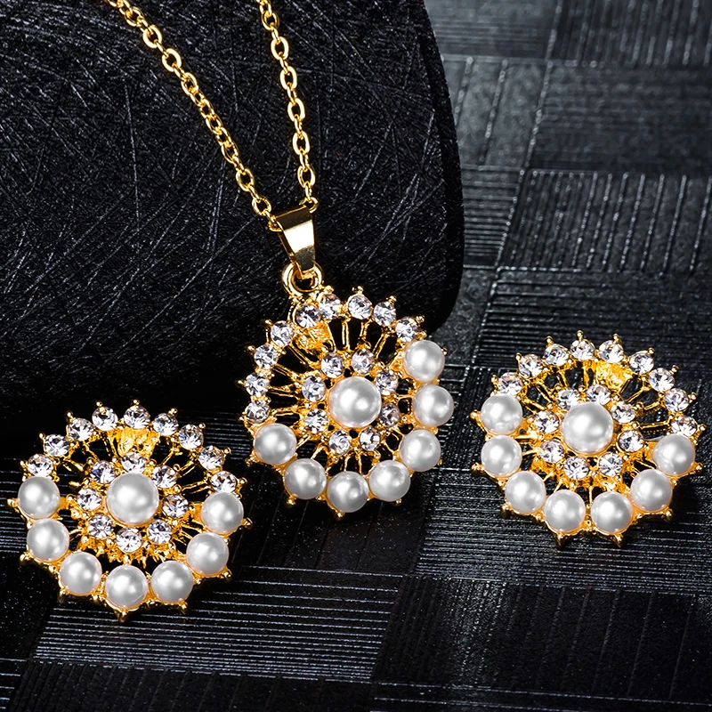 Модный костюм Ювелирные наборы Винтаж Имитация жемчуга ожерелье золотой набор украшений для женщин прозрачный кристалл элегантный подарок на праздник Bijoux