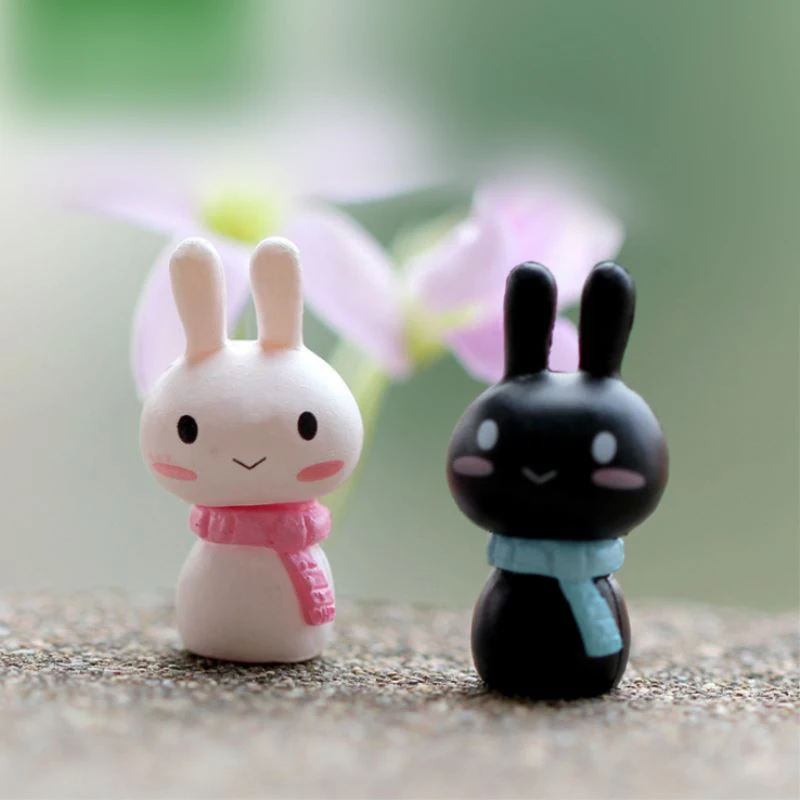 

Small Rabbit Figurine Miniature Fairy Garden Decoration Black/White Rabbits A Pair 1.4*2.6CM Mini Cute Doll Couple Ornaments