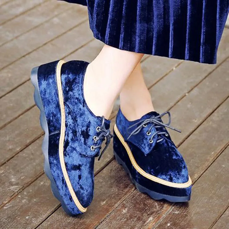 Resultado de imagem para sapatos veludo