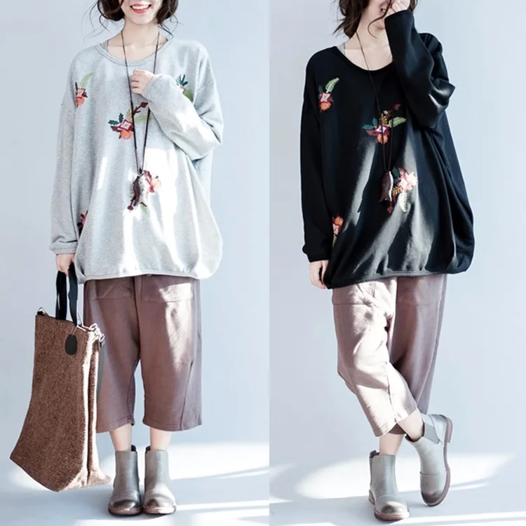 2017 Fall Oversized Women Long Sleeve T-shirt Korean Cotton Floral Embroidery Loose Batwing Sleeve Long Sleeve T-shirt Plus Size