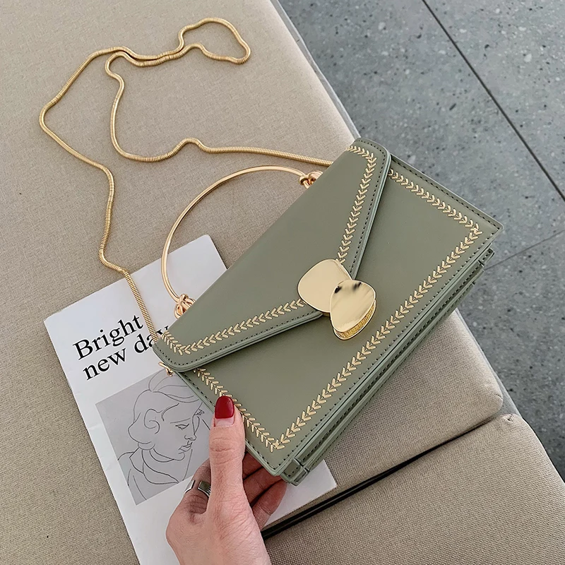 

Foreign air small bag female 2019 new summer portable Korean version of the shoulder bag fashion chain wild Messenger small