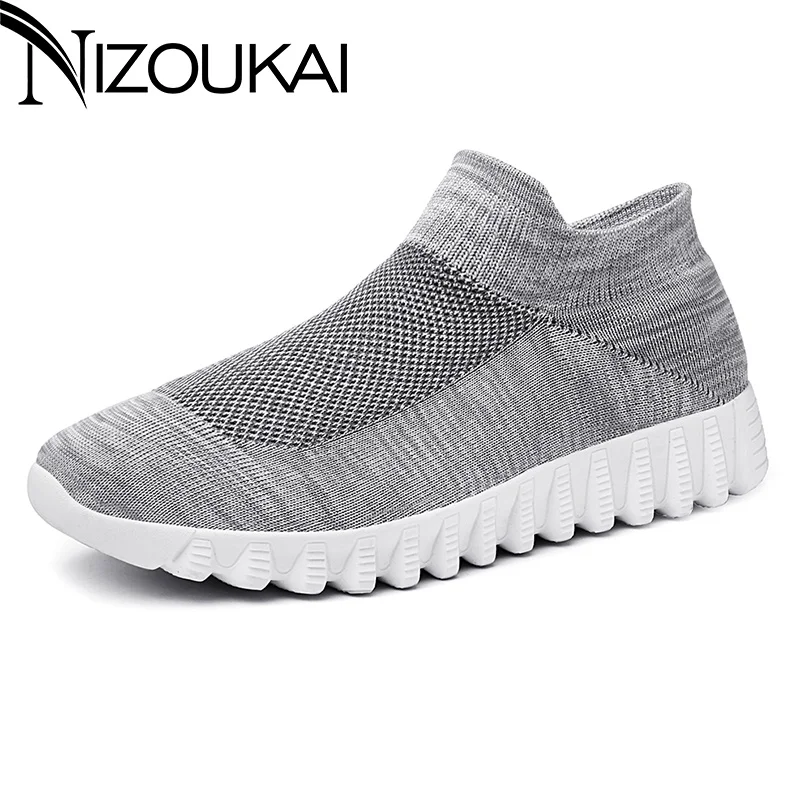 

Men Casual Shoes Lightweight Breathable light Flats Men Shoes footwear Casual Shoes Elasticity Men
