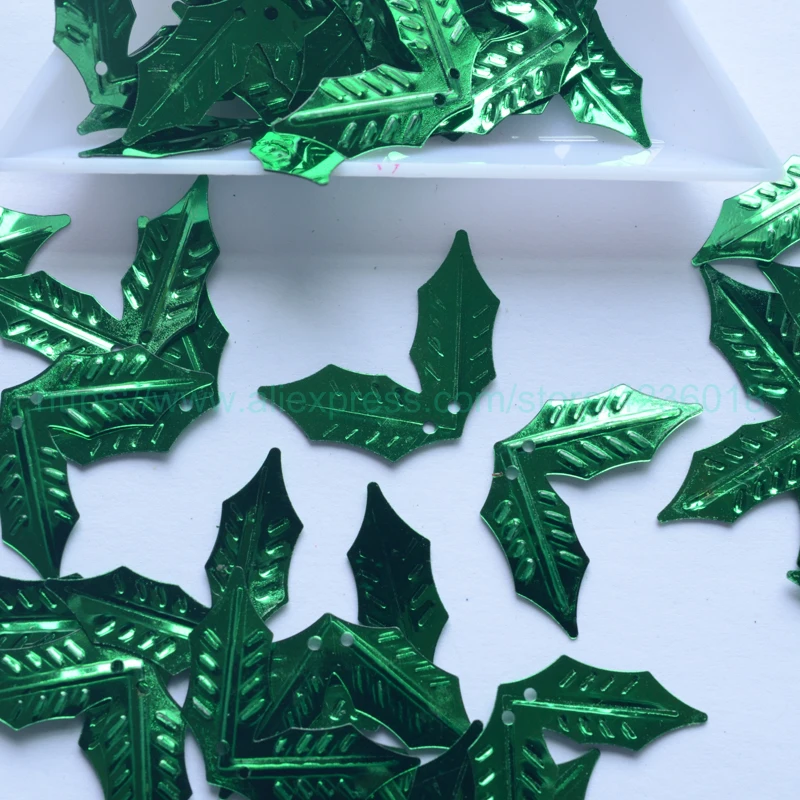 

Sequin 25g 15*25mm Green Holly Leaves Shaped PVC loose Sequins For Crafts Paillettes Sewing Decoration Kids DIY Accessory