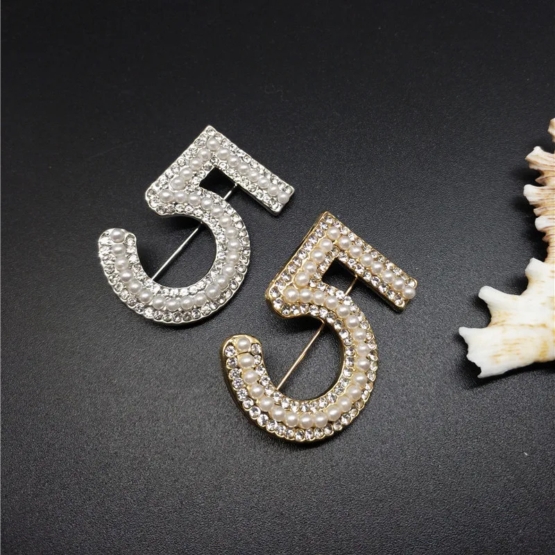

Gold&Silver New Brand Brooches Letter 5 Full Crystal Rhinestone Brooch Pins For Women Party Flower Number Brooches Jewelry