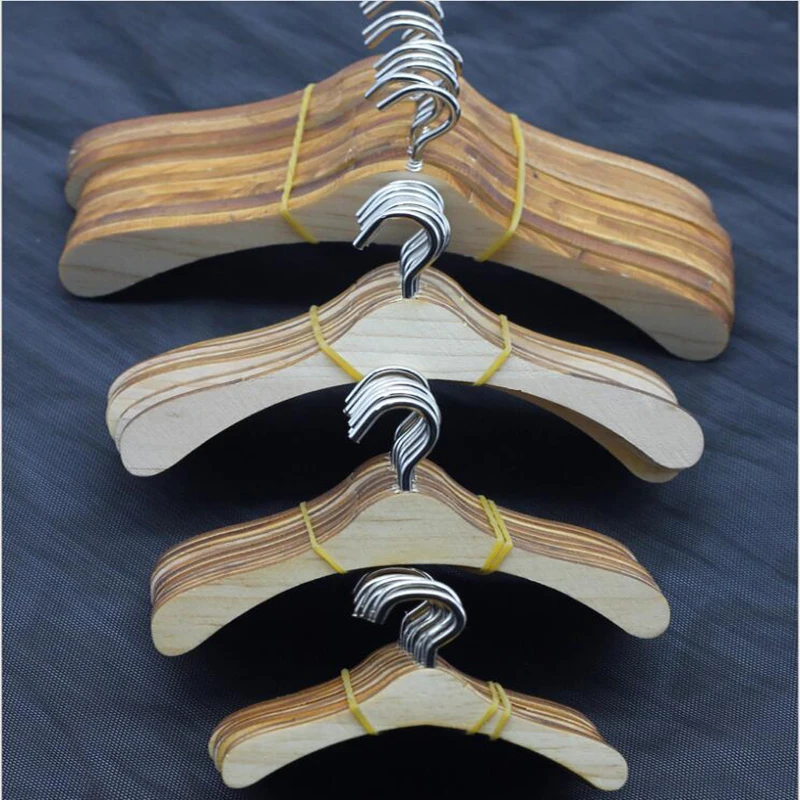 

1 Pc Creative Lovely Wooden Fashionable Doll Clothes Hangers Pretend Play Educational Toys Accessories Funny Games Birthday Gift
