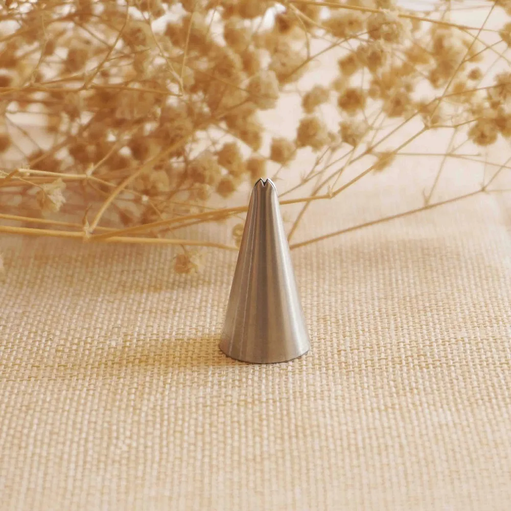 

#67 Leaves Nozzle Icing Nozzles Piping Tip Pastry Tip Cupcake Writing Tube Decorating Tip Baking & Pastry Tools Bakeware