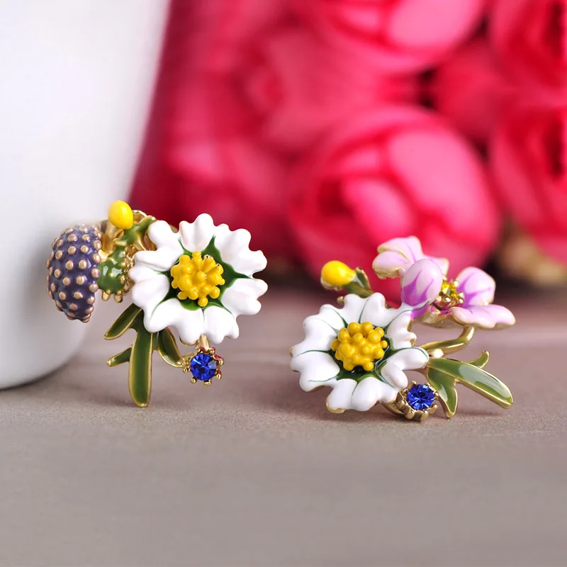 Madrry, эмалированная глазурь, цветок маргаритки, серьги-гвоздики для женщин, модные ювелирные изделия, аксессуары, хризантема, серьги в форме гриба, подарки