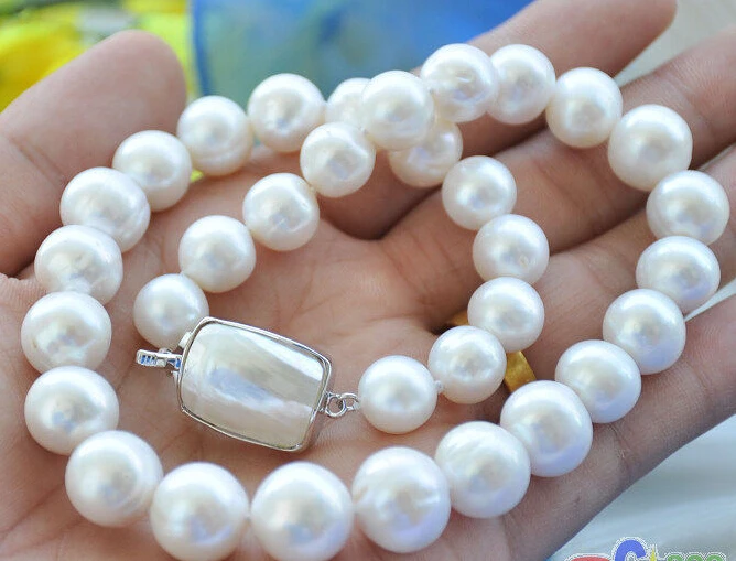 

Hot sale 2016>>>Free Shipping>AA++ 17" 12mm ROUND WHITE Freshwater cultured PEARL NECKLACE MABE CLASP