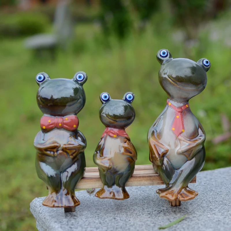 3pcs pastoral ceramic decoration crafts frog figurines Home Living Room