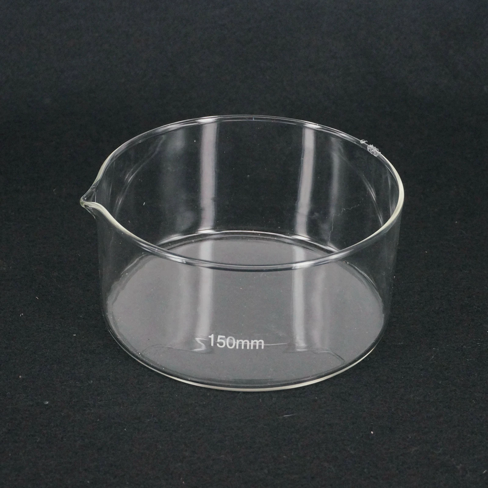 150mm Glass Crystallizing dish Plat Bottom with spout For Chemistry