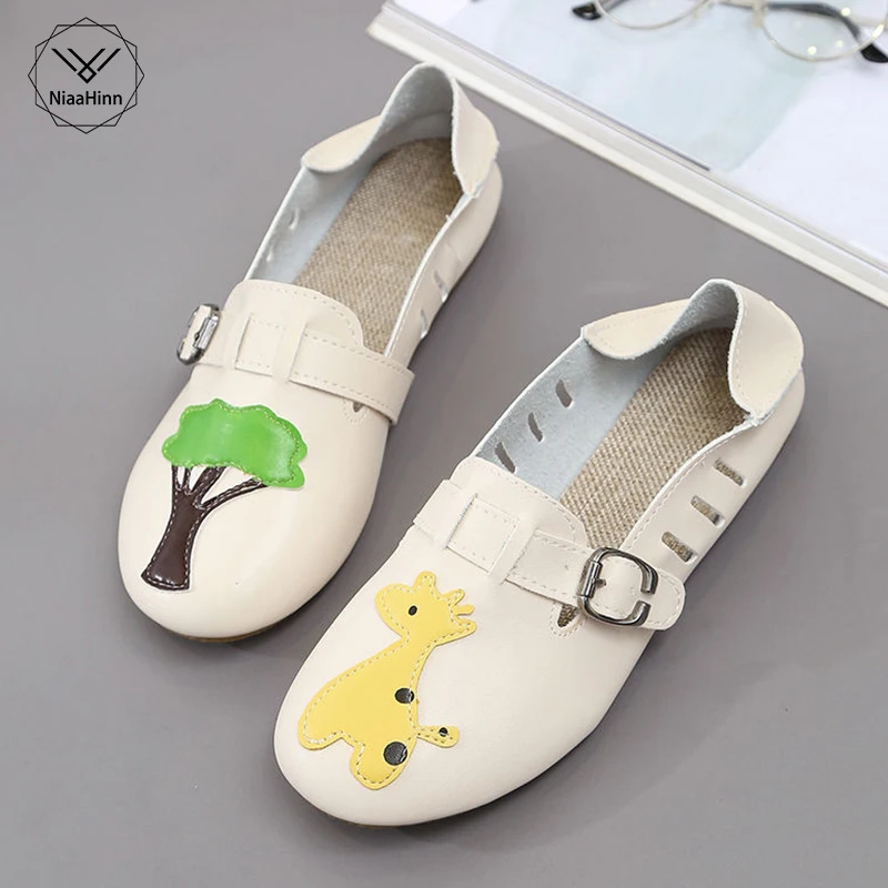 

New Medical Slippers Clean Surgical Sandal Surgical Operating room Shoes Nurse Doctor Non-slip Shoes Beach Sandals Hole Shoes
