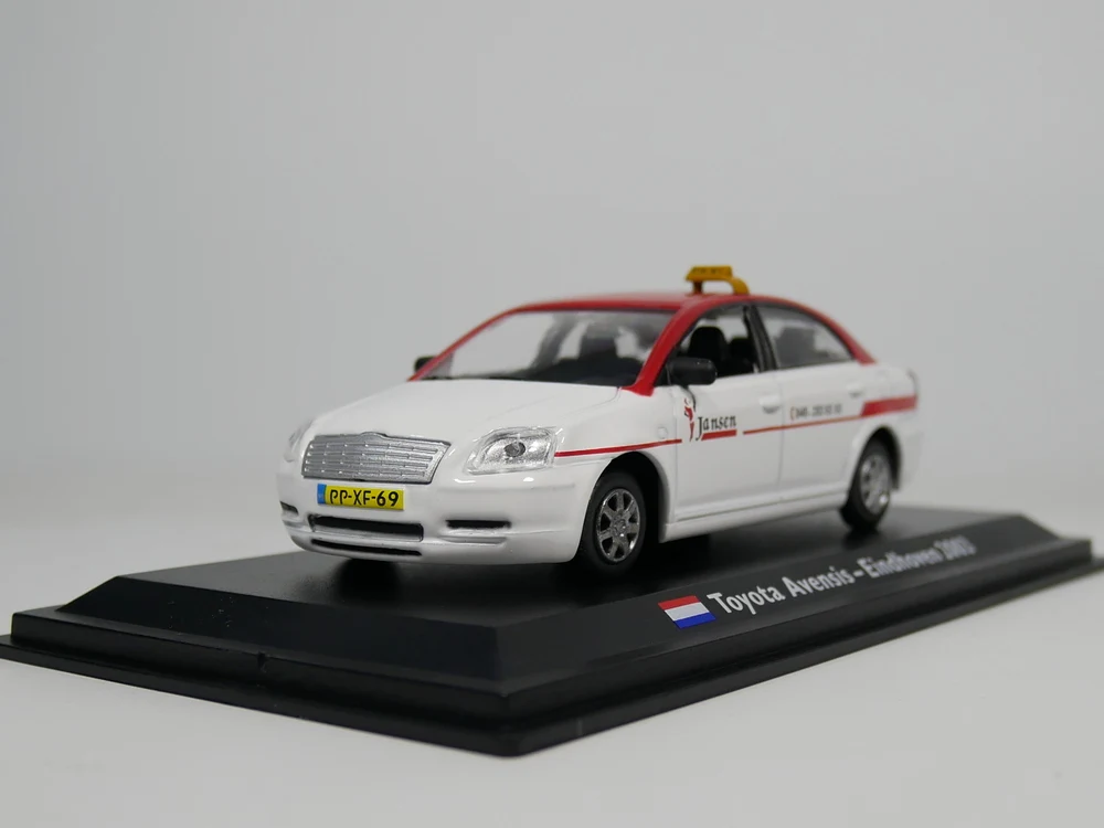 Leo модель 1:43 Toyota Avensis 2003 Eindhoven такси Нидерланды такси литой модели автомобиля