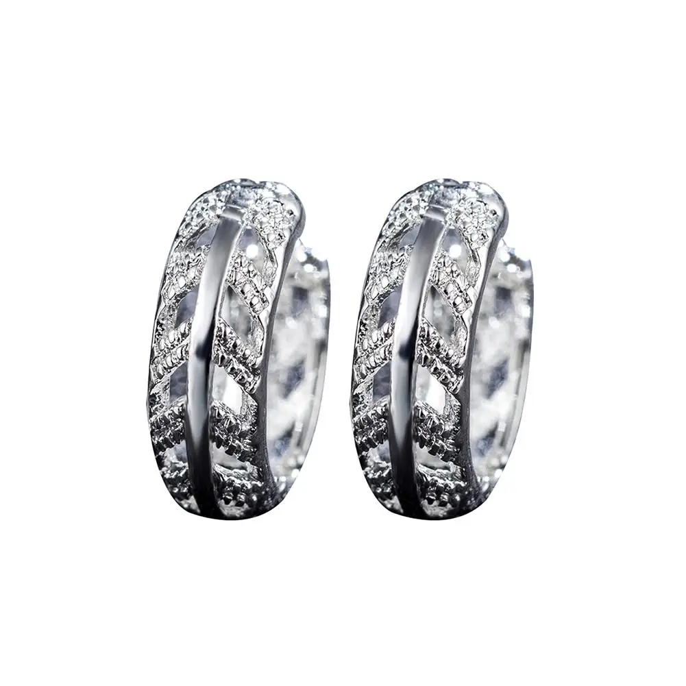 

Fashion 1 Pair Hollow Feather Ear Clips Earrings Cuffs Wraps Women Party Club Huggie Earrings