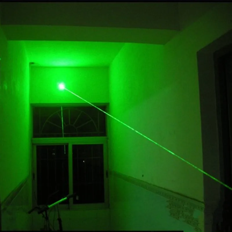 1Pcs-5mw-Green-Laser-Pointer-Powerful-Laser-Pen-Light-Point-Presenter-Remote-Lazer-Pointer-Pen (5)