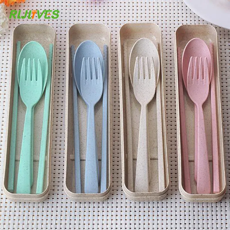 

Portable Wheat Straw Tableware Cutlery Set Three Piece For Children Adult Travel Cutlery Kit Gift Dinnerware Set