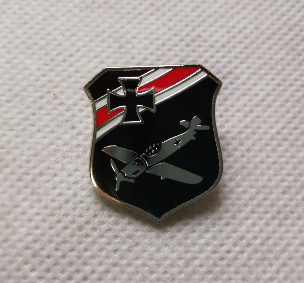 

ww2 german luftwaffe air force pin badge
