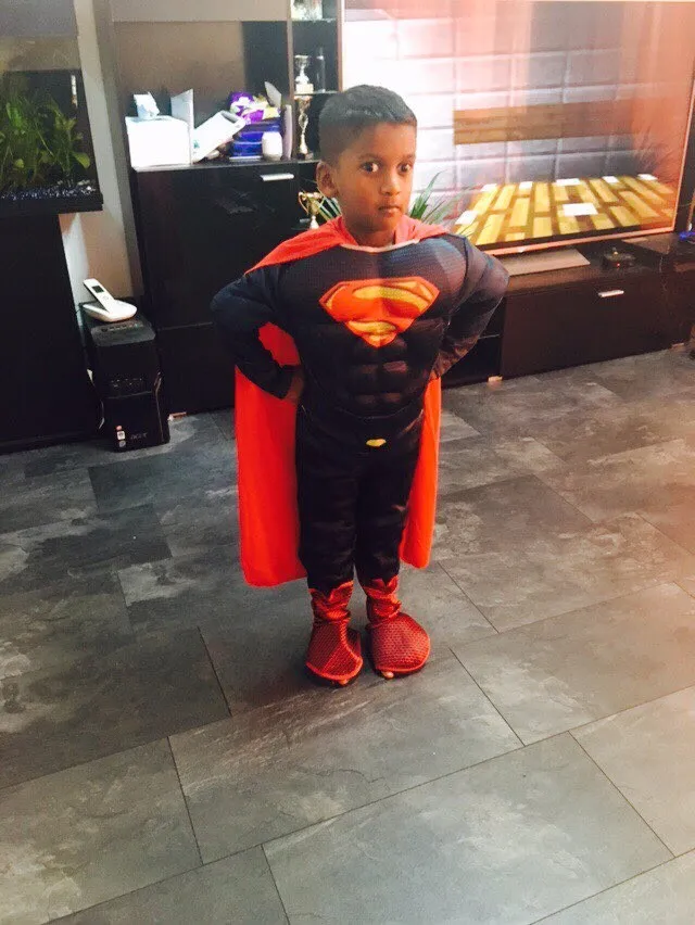 Мальчик Делюкс мускулистого Супермена Косплэй Детский костюм на Хеллоуин Детские Рождественские Костюмы красивый наряд комбинезон с плащом-накидкой с капюшоном с рисунком из аниме
