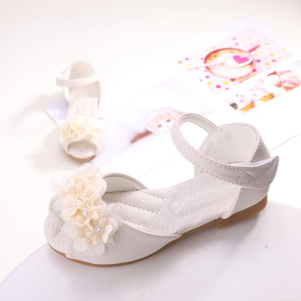 Girl's Peep Toe Microfiber Leather Flat Heel Sandals Flower Girl Shoes With Beading Flower Hollow-out Princess sandals
