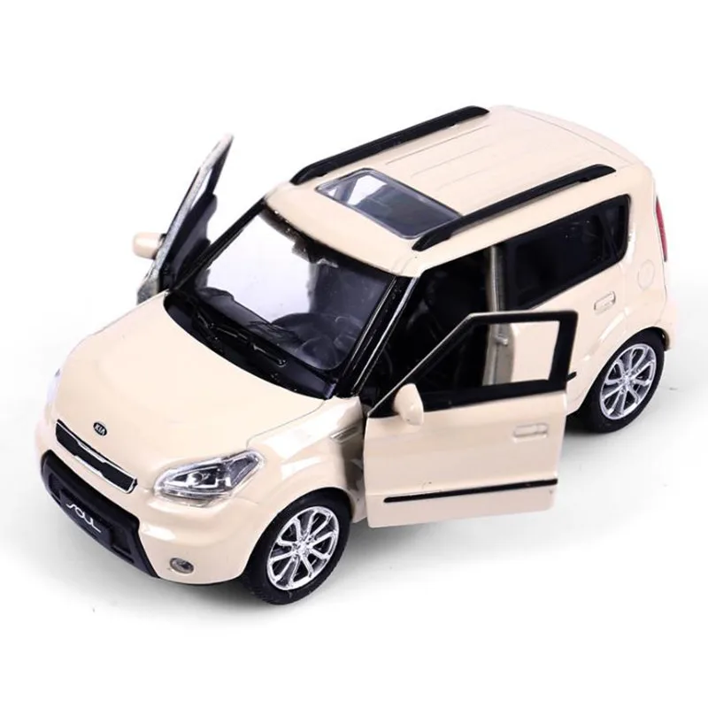 1:36 sacle Kia soul игрушечный автомобиль из сплава с высокой имитацией литья под