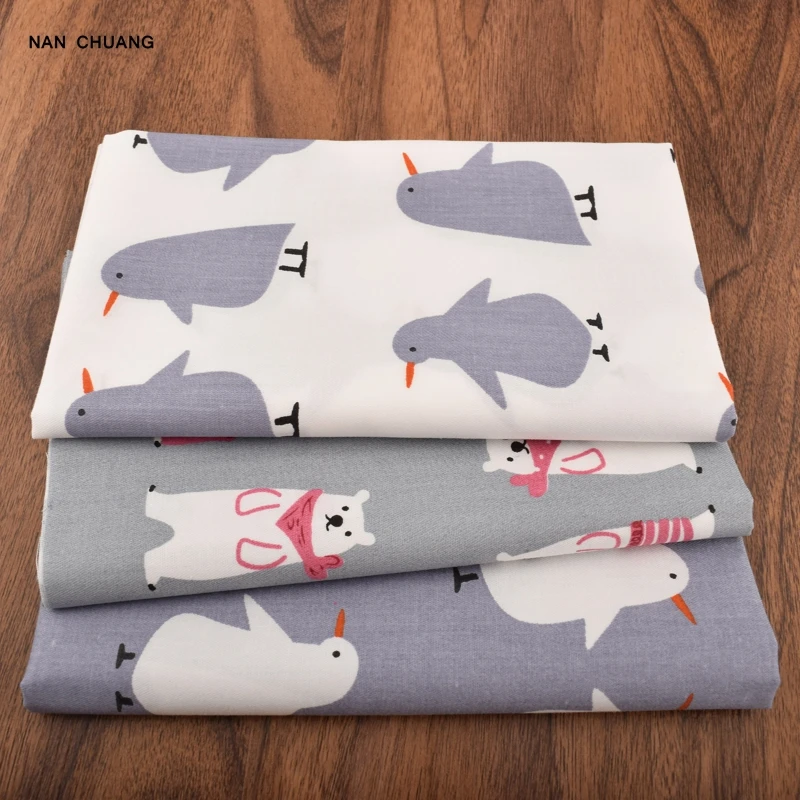 

Nanchuang Cotton Fabric For Bag Doll Curtain Sewing DIY Handmade Quarter Hometextile Cloth Gray Bear Series 40x50cm