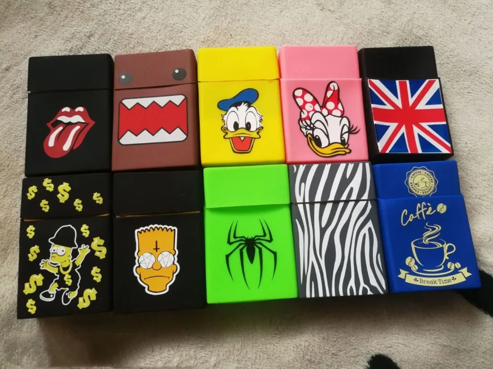 

Rolling Stone Music Duck Cartoon Women's Cigarette Case Cover Spider Coffee Soft Rubber Cigarette Pack Box for Men Birthday Gift