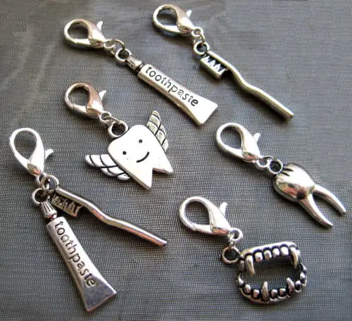

Teeth Angel Wing Tooth Fairy Toothpaste Toothbrush Tube Tibetan Silver Clip On Charm Pendant 60pcs