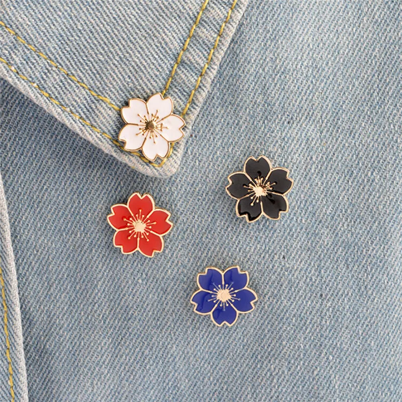 Cherry Blossoms Flower Brooch Pins Button Pinsfor Bags Japanese Style Jewelry Gift Denim Jacket Pin Badge