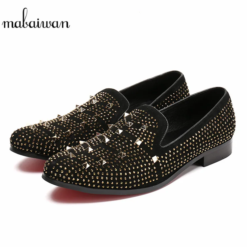 Mabaiwan Fashion Men Casual Shoes Handcrafted Slipper Black Suede Loafers Rivets Wedding Dress Shoes Men Slip On leather Flats mabaiwan white men shoes handcrafted designer loafers smoking slipper wedding dress shoes men rivets party flats plus size 38 46