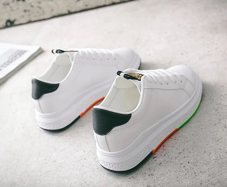 Women Casual Shoes Nice Spring Autumn Fashion Women Shoes Embroidered Tiger Breathable Lace-Up Platform Women SneakersNice0608-171201