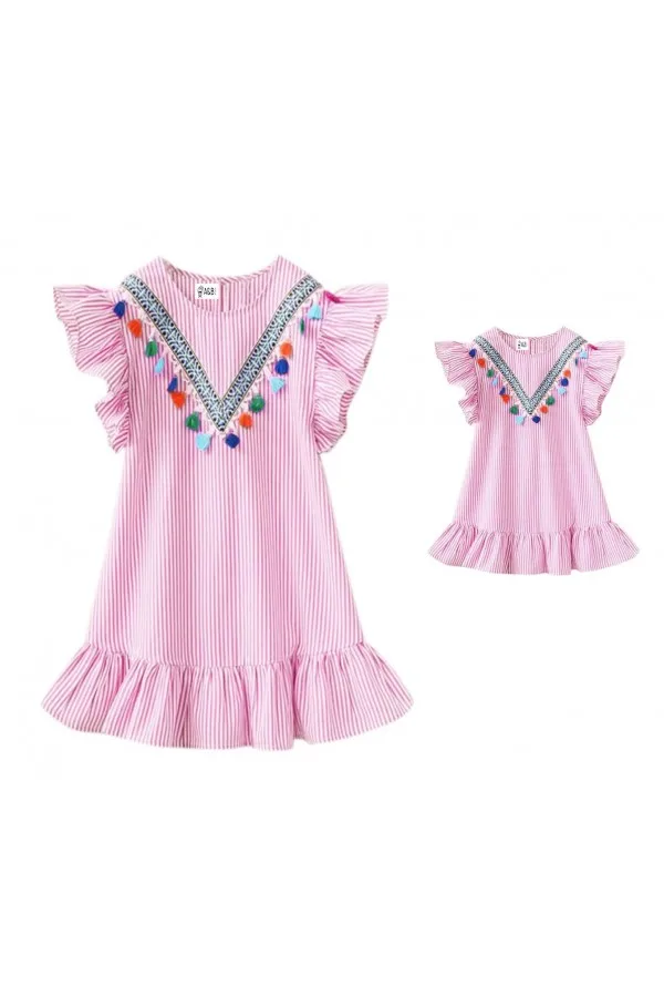 

Family clothes Mother Daughter Women Ruffle Sleeve Stripe Dress Tassel O-Neck Summer Fashion Dresses Summer Casual Style Dress