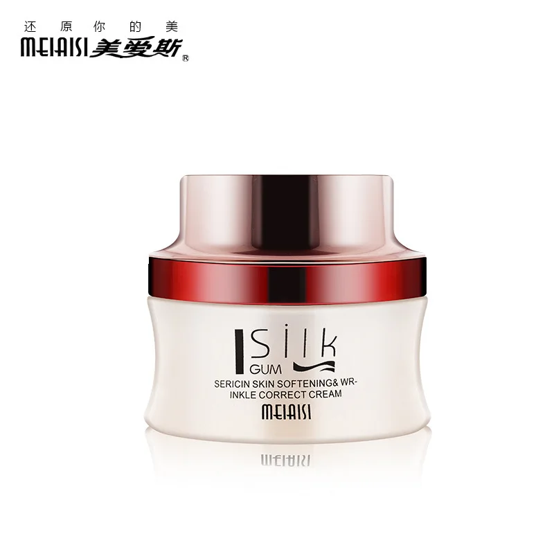 face cream with ceramides and hyaluronic acid