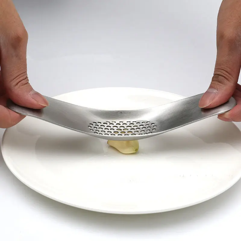 

Kitchen Gadgets Stainless Steel Garlic Press Crusher Cooking Tools